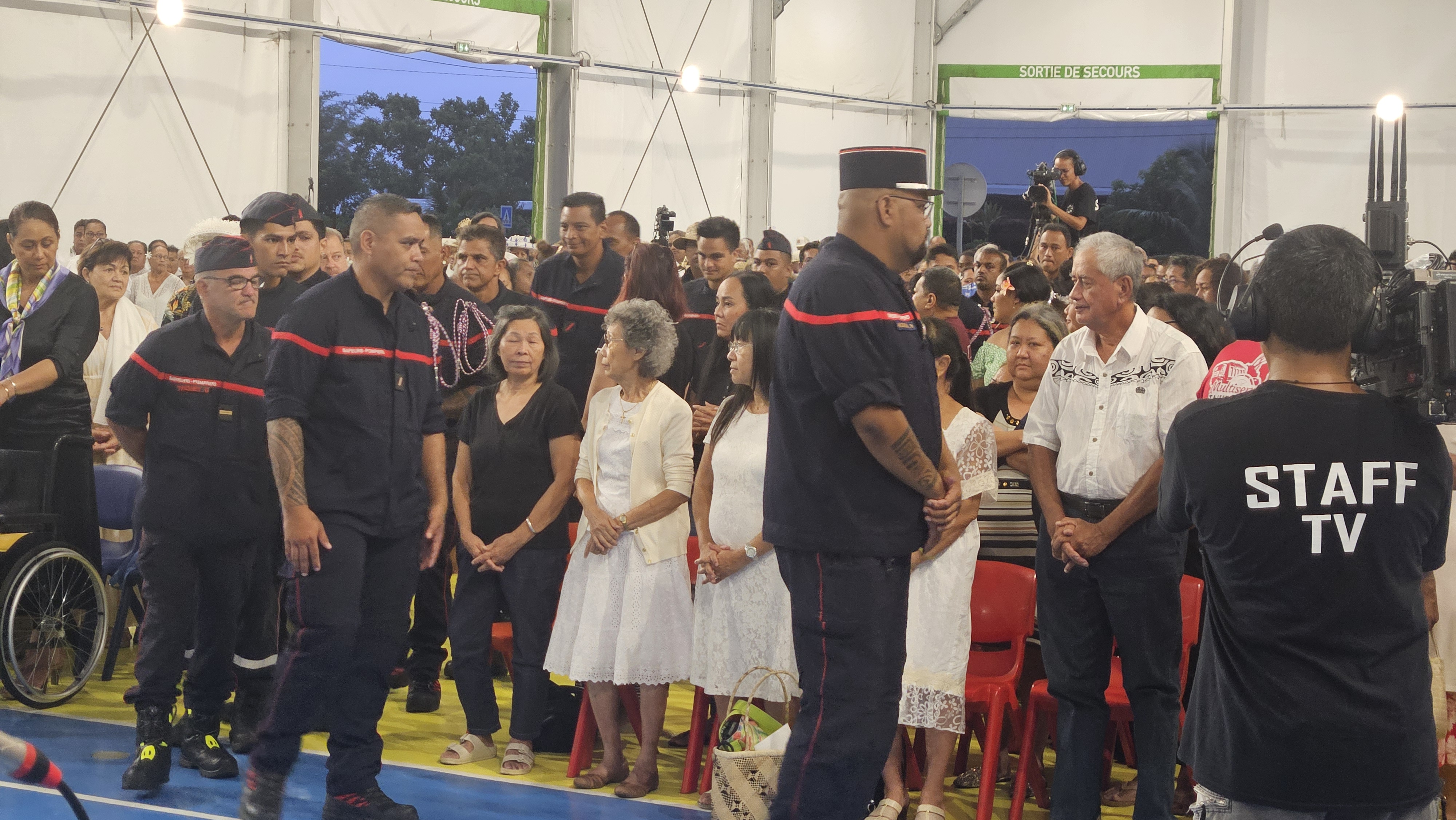Des médailles pour « courage et dévouement » aux héros d'Afaahiti