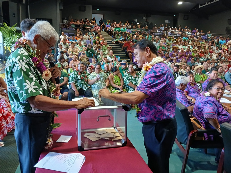 Paea repasse sous pavillon autonomiste : Tepuaraurii Teriitahi officiellement investie tāvana