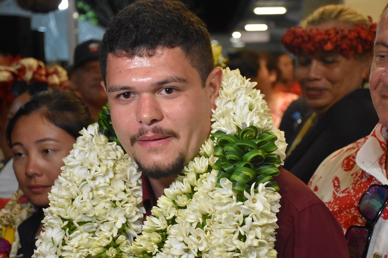 A Papeete, Brillant triomphe, Le Gayic bouscule le Tavini