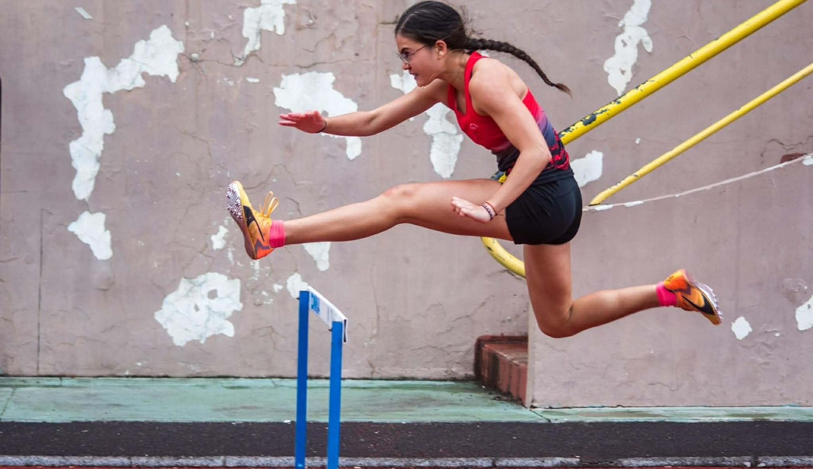 Tess Ayat a signé le 3e meilleur chrono en Polynésie de tous les temps sur le 100 m haies.