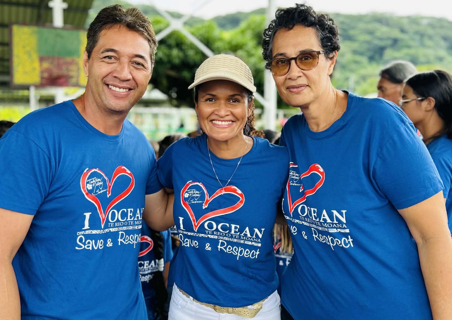 Tom Amaru, Sabrina Laughlin et Odile Bernadino (Crédit : Christabelle White/Tahitian Melody).
