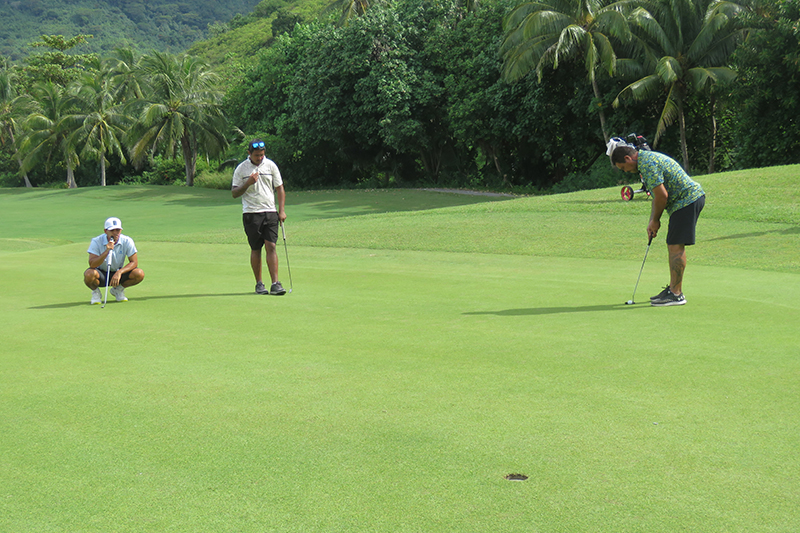 Des golfeurs solidaires pour les enfants