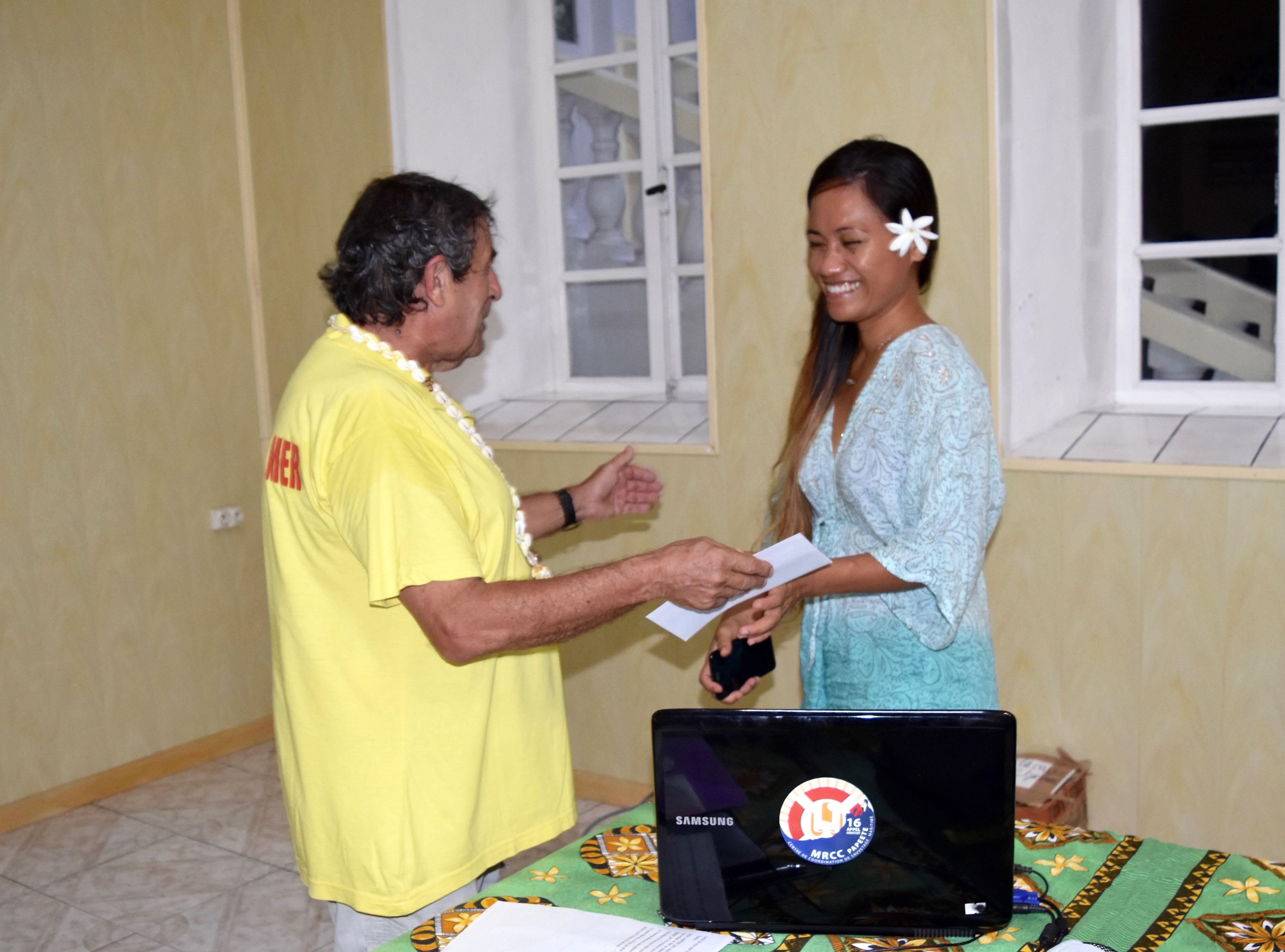 Les 32 lauréats ont reçu leur permis côtier jeudi dernier, dans la salle du conseil municipal