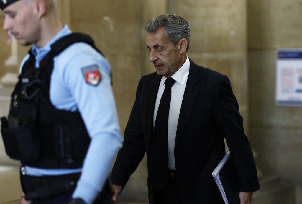Au procès libyen, Sarkozy pointe une "erreur" de Guéant et Hortefeux