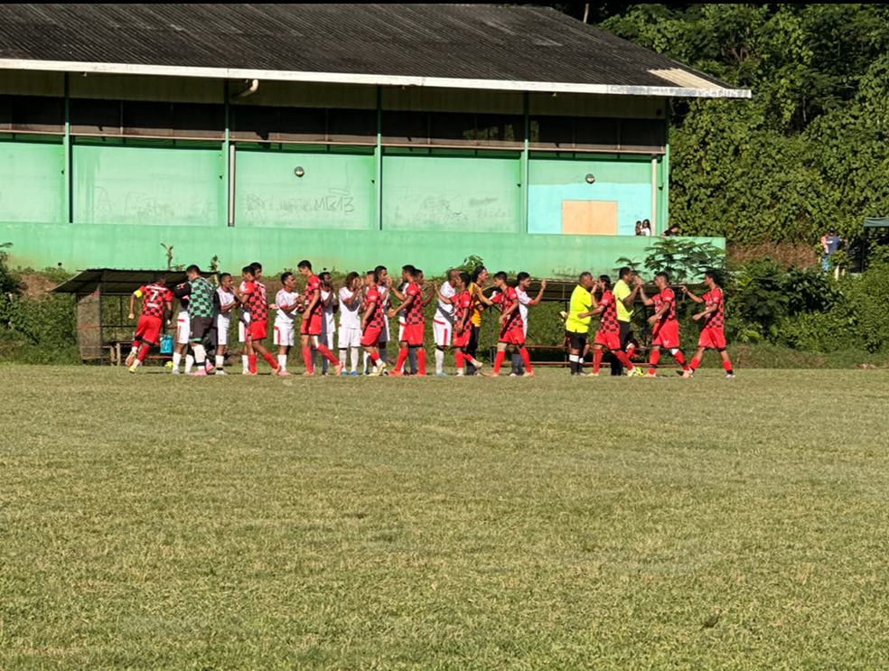 Football - Tohiea caracole en tête du classement à Moorea