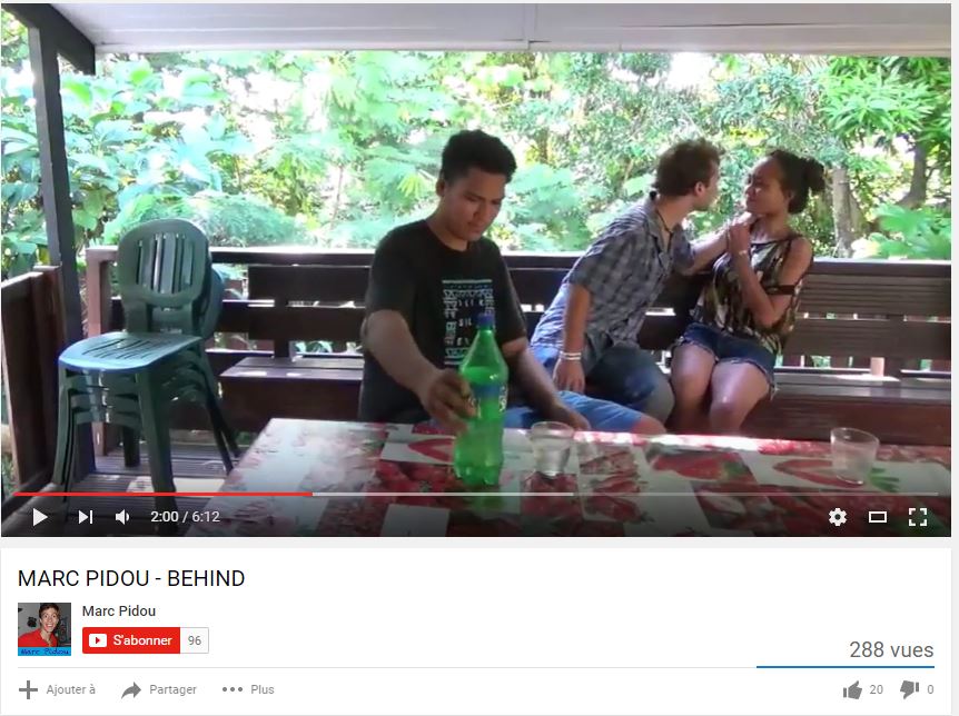 Le lauréat du concours du film lycéen avec la police contre les violences conjugales