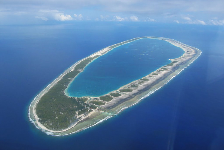 Pukarua : il abuse de sa nièce, 10 ans, pendant la messe