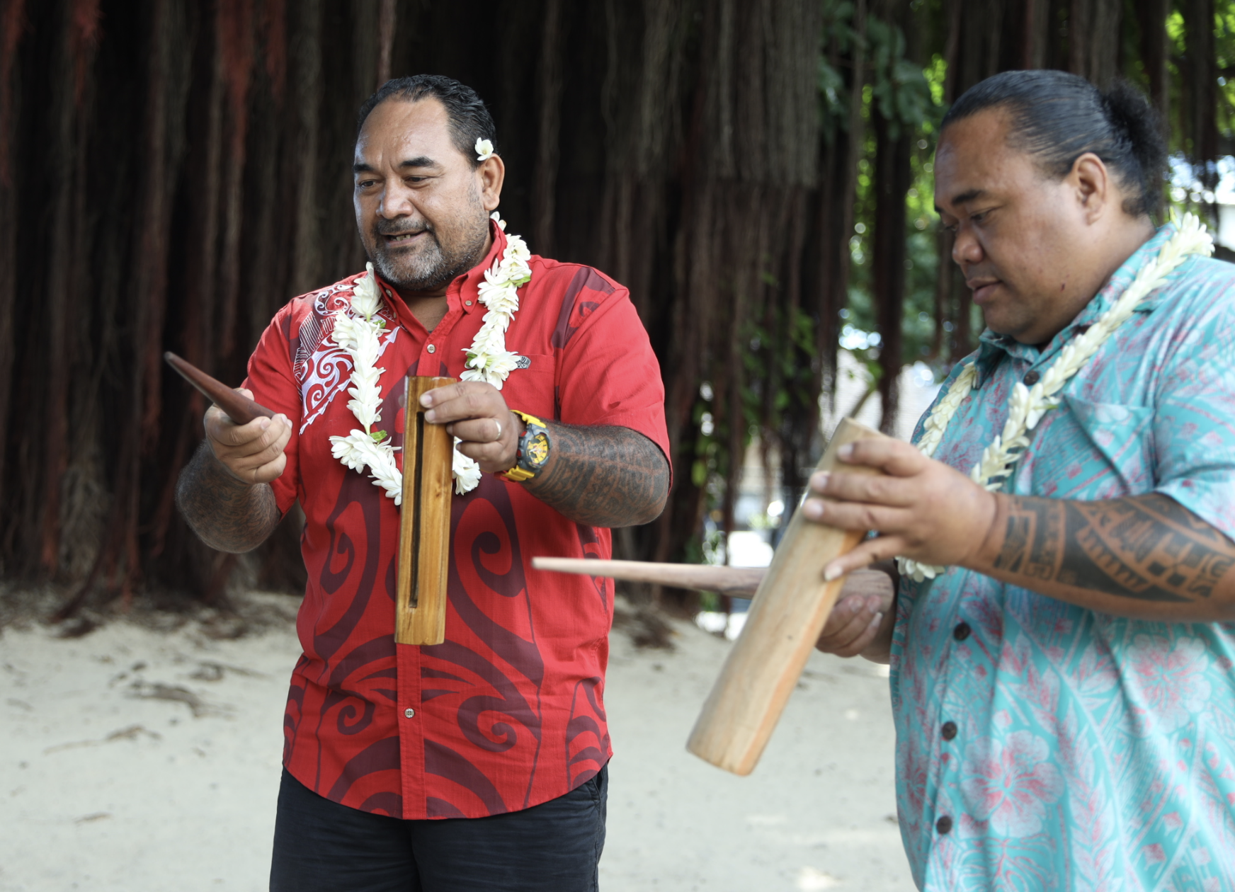 Un nouveau livre pour apprendre les rythmes du tō’ere à l’école