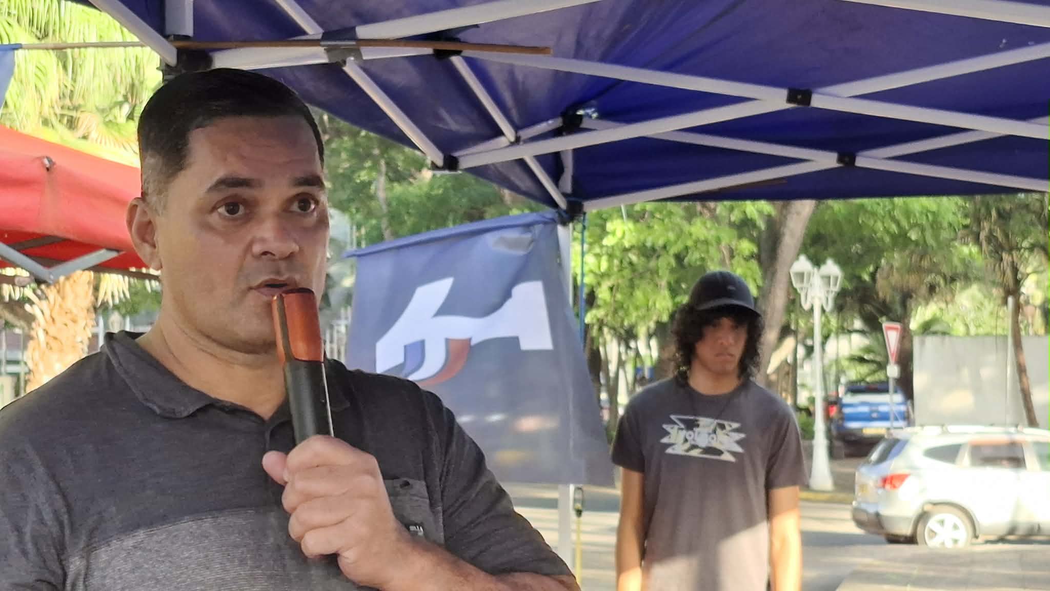 Une manifestation pour prioriser les policiers locaux  