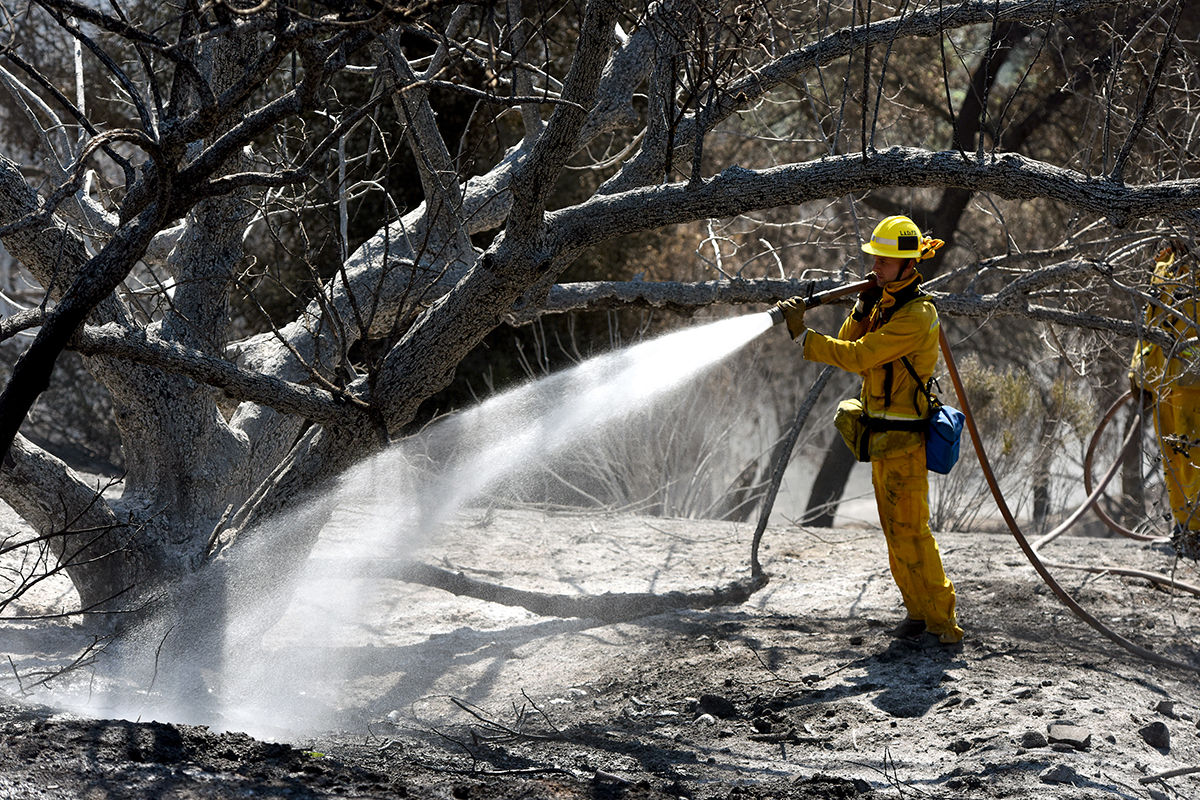 Incendies aux portes de Los Angeles, 5.000 personnes évacuées