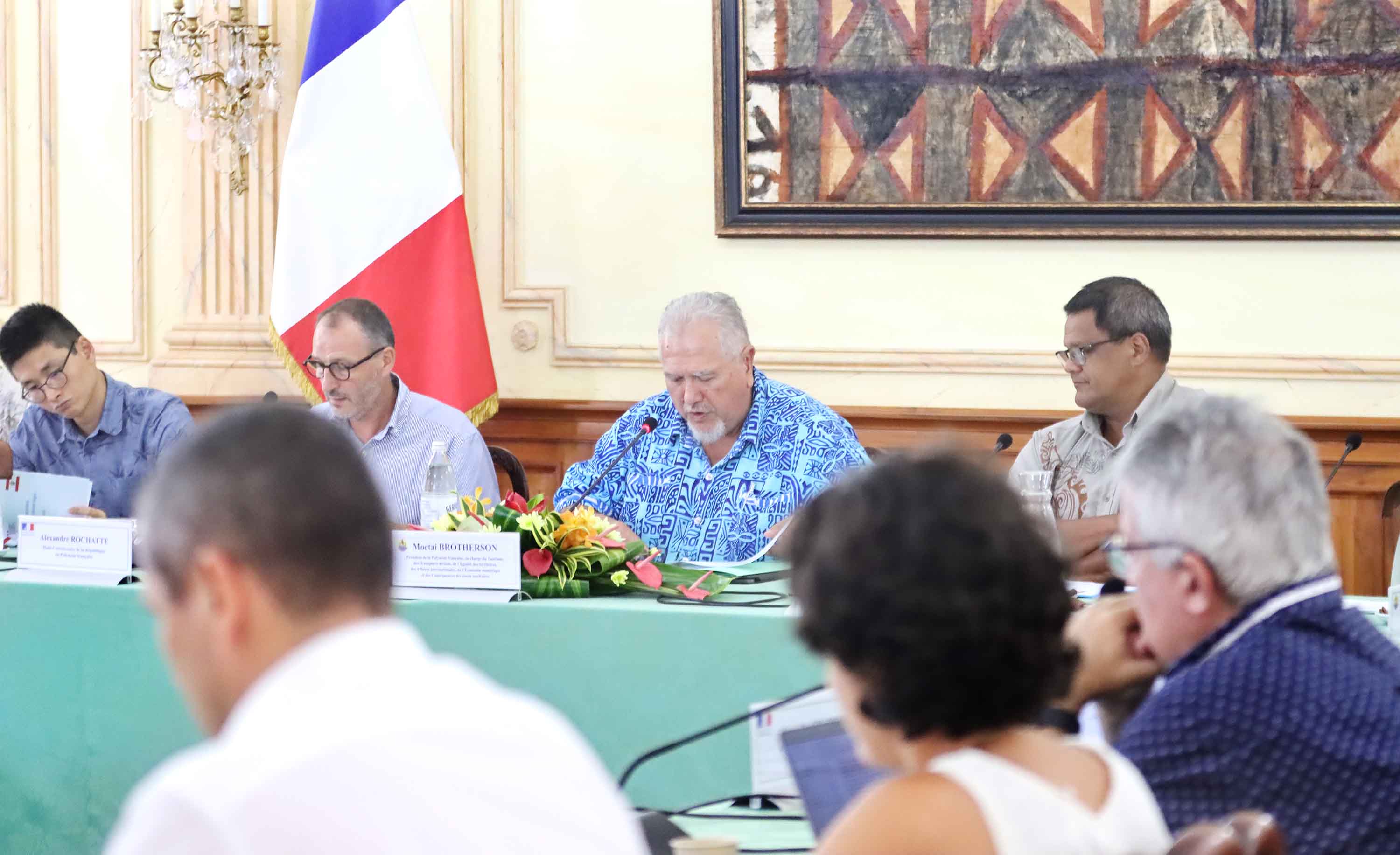 Aménagements en vue à Rurutu et Tikehau