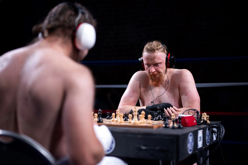 Dans le chessboxing, tous les coups ne sont plus permis