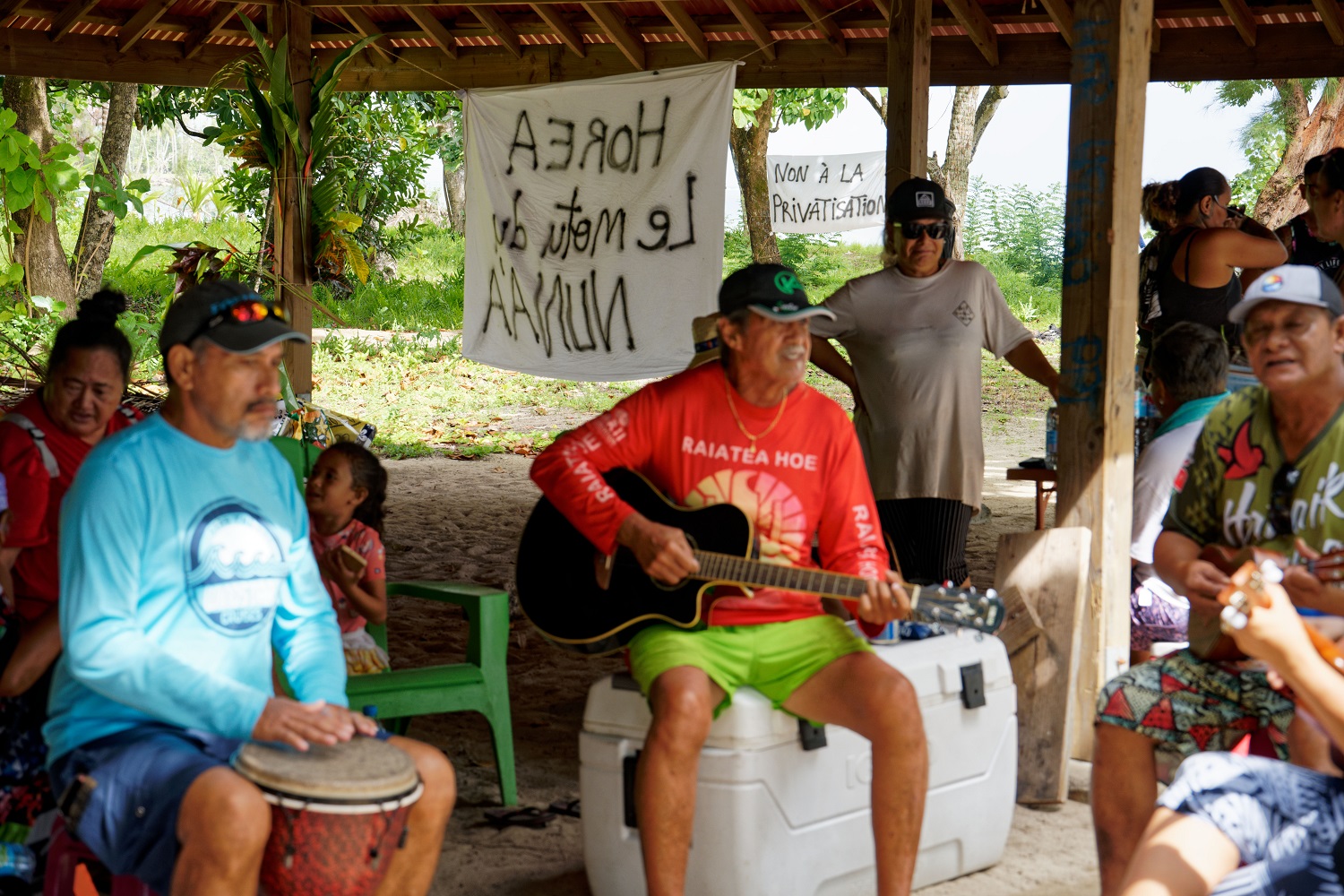 Forte mobilisation contre le projet du restaurant beach-club sur le motu Horea