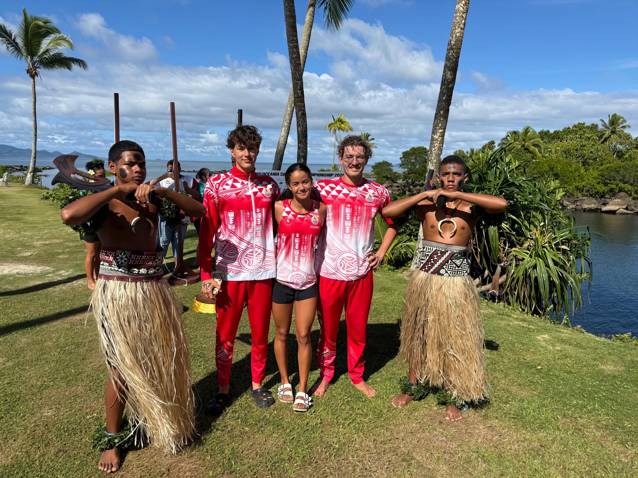 Tahiti excelle aux Oceania de natation