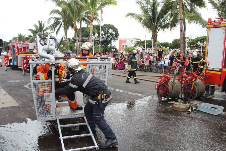 Les pompiers expliquent leur travail ce samedi