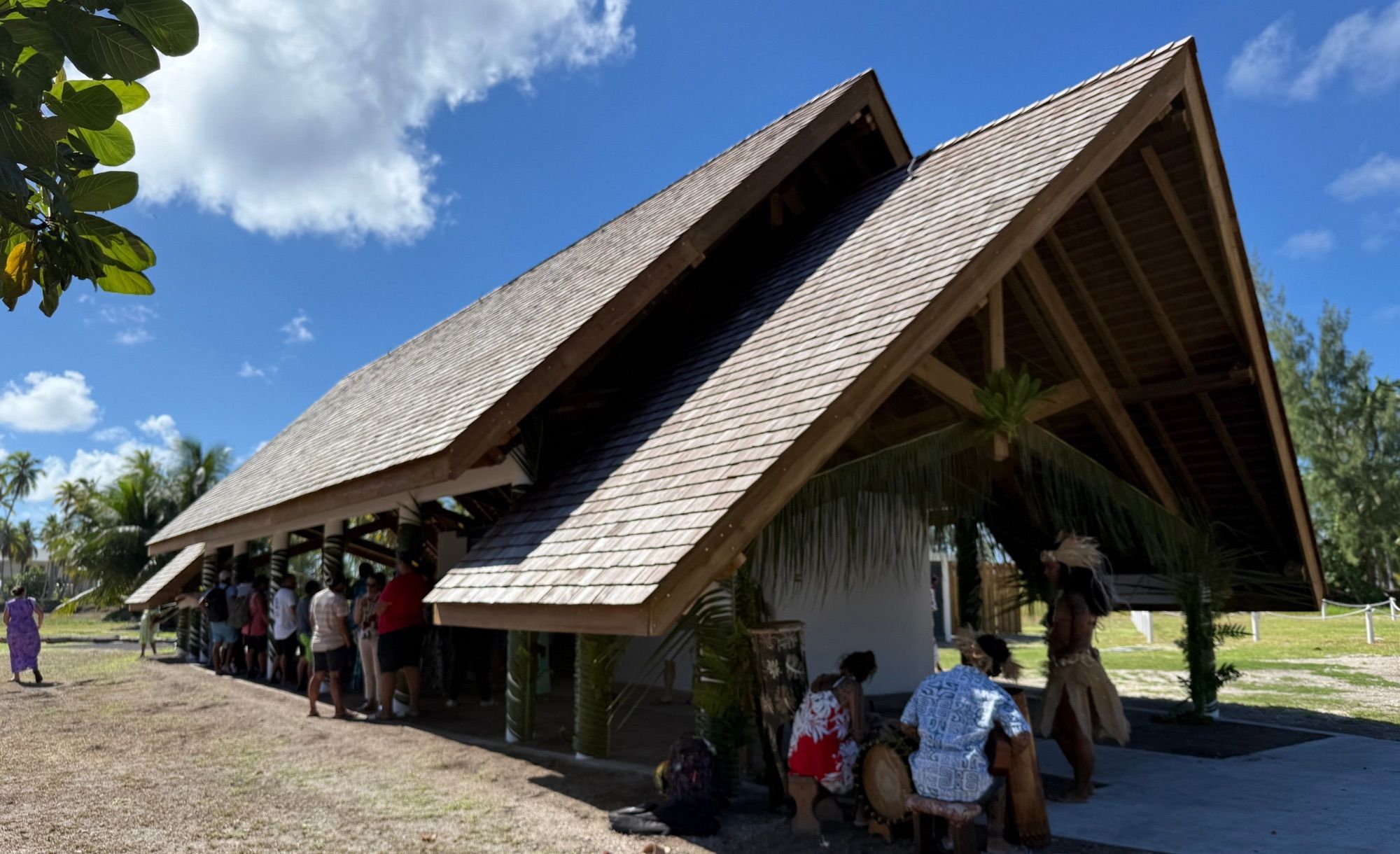Le site touristique de Papaputa inaugure son fare pote’e à Rangiroa
