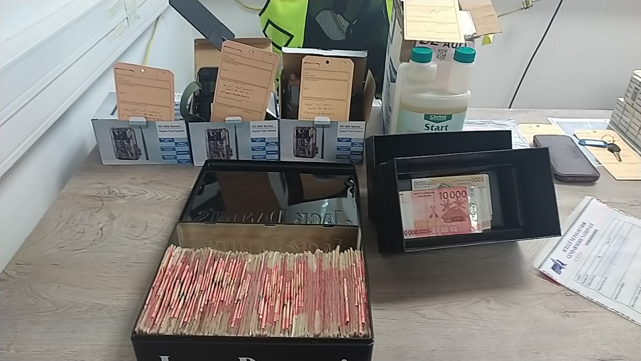 ​Du cannabis et plus de 8,5 millions de francs saisis à Hiva Oa