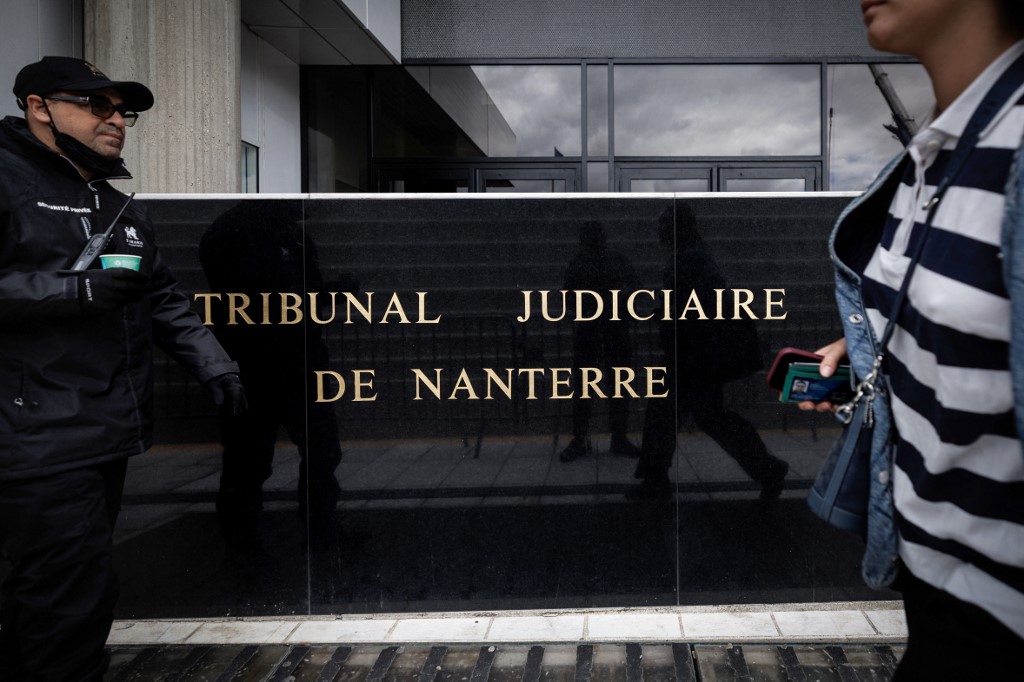 Patrick Bruel présenté à des juges, le parquet requiert sa mise en examen pour viols et son incarcération