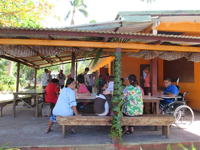 Le Fare Arii, PK 9,2, accueille les adultes.