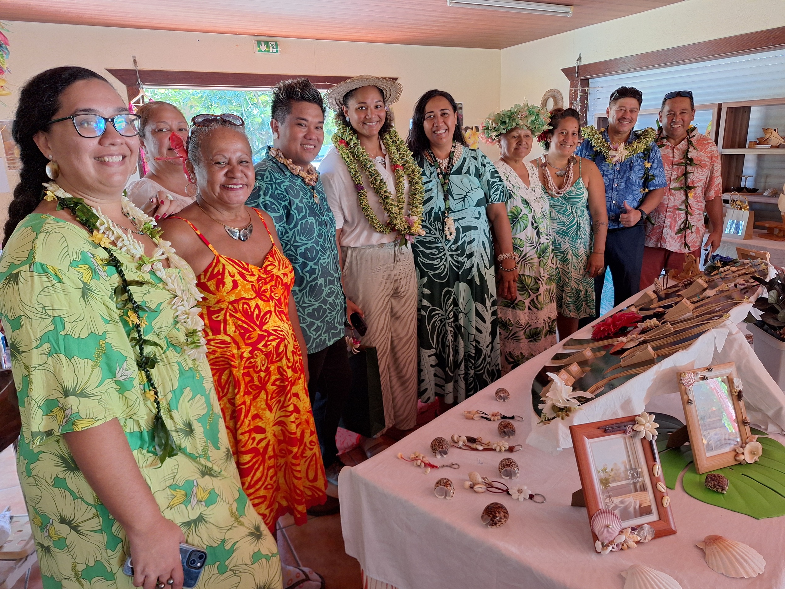 Rencontre avec les mama du fare artisanal de Vairao.