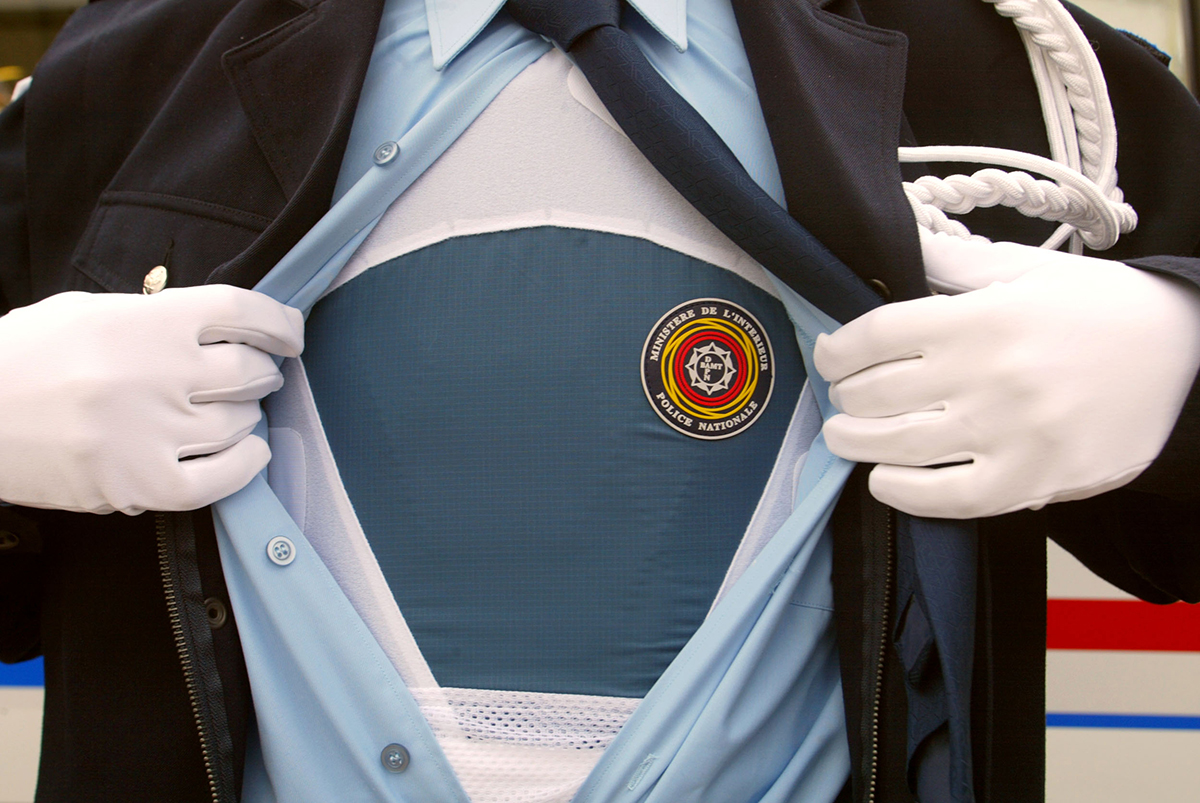 Nlle-Calédonie: un gendarme, cible d'un tir, sauvé par son gilet pare-balles