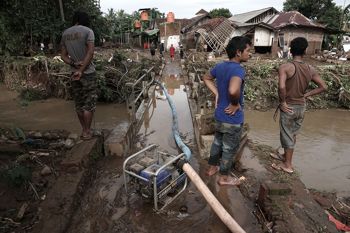 Indonésie: le bilan des inondations et glissements de terrains monte à 47 morts