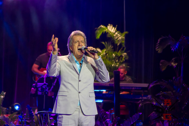 Gabilou sur la scène de l’Olympia le 16 avril 2017, à Punaauia le 29 juin