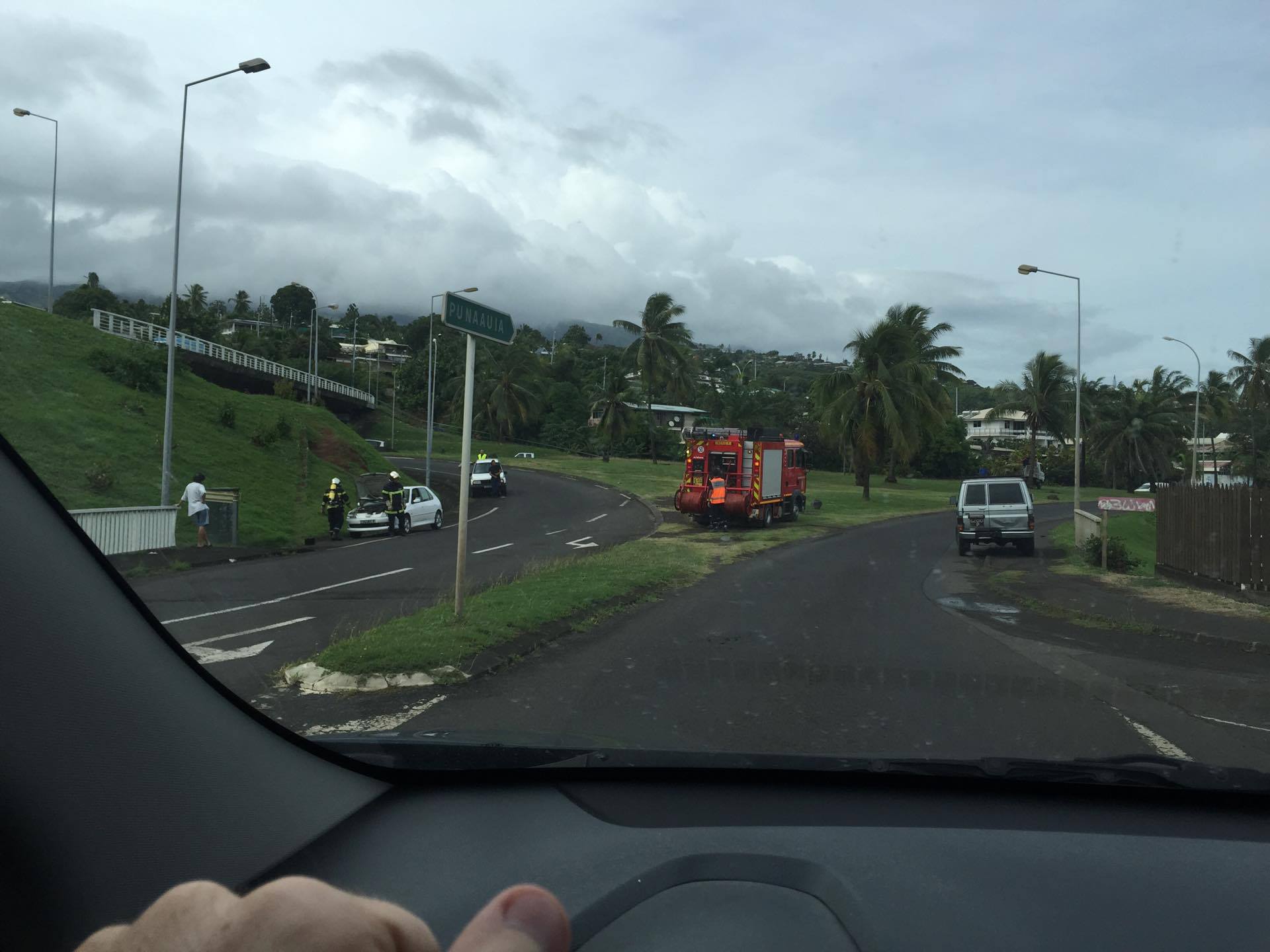 Un feu de voiture à Punaauia