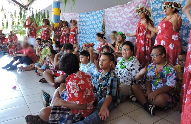 Parents, frères et sœurs, taties, oncles… sont venus ce jeudi assister au spectacle préparé par les enfants de l'IIME. Celui-ci accueille des personnes, de 5 à 20 ans, présentant une déficience intellectuelle et orientées par la Commission territoriale de l'éducation spéciale.