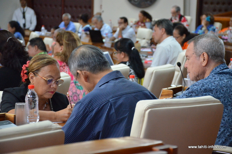 La réglementation des contrats affinée pour protéger les consommateurs polynésiens