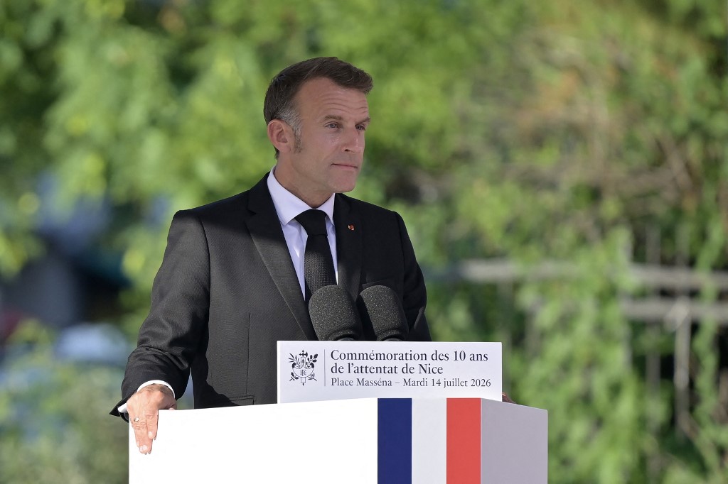 À Nice, hommage de Macron aux victimes de l'attentat du 14 juillet, "pour toujours dans notre mémoire"