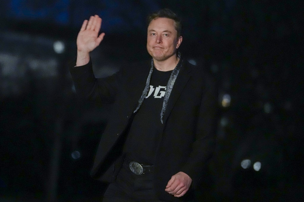 Le soutien de Musk, un parfum de soufre pour Marine Le Pen