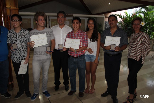 APF: 122 bacheliers ayant reçu la mention "très bien" médaillés