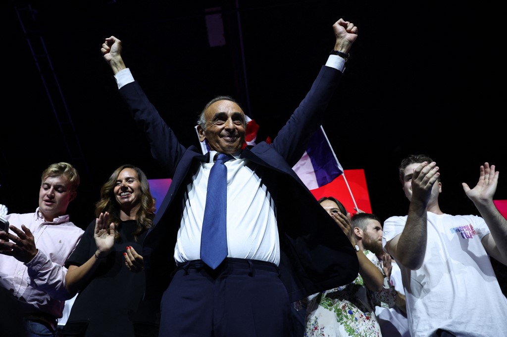 Eric Zemmour prépare sa candidature et appelle à un "vote du sursaut"