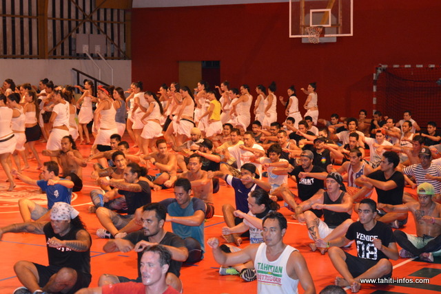 "Tifai est le thème qui m'a été proposé par mon auteur, je prends ce qu'il me donne et j'y trouve toujours mon compte c’est-à-dire que moi aussi j'apprends autre chose", confie Kehaulani