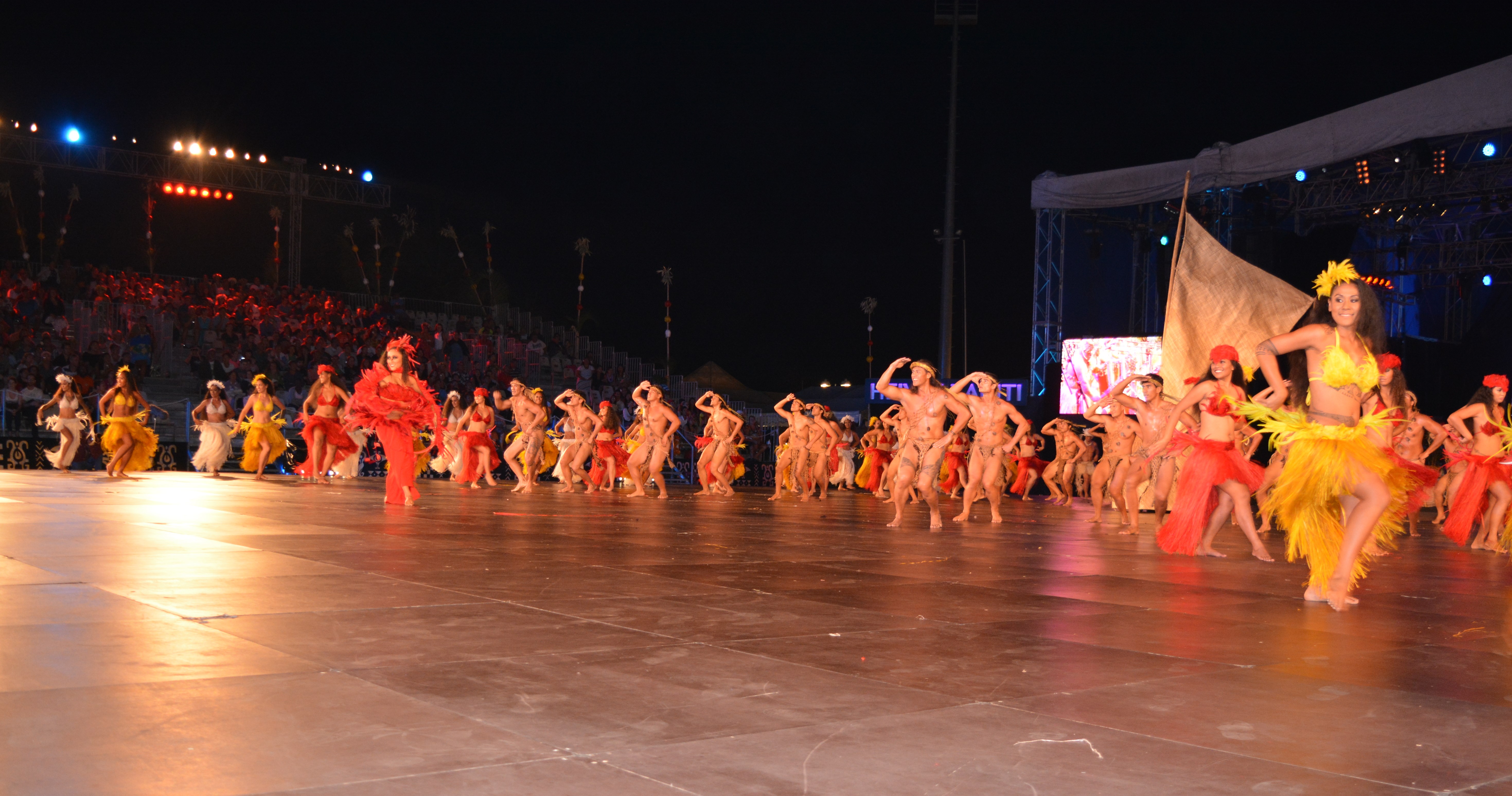 Pour sa première participation au Heiva, le groupe de danse Tahiti ia ruru-tu noa a choisi le thème de Hiro et Tanemanu