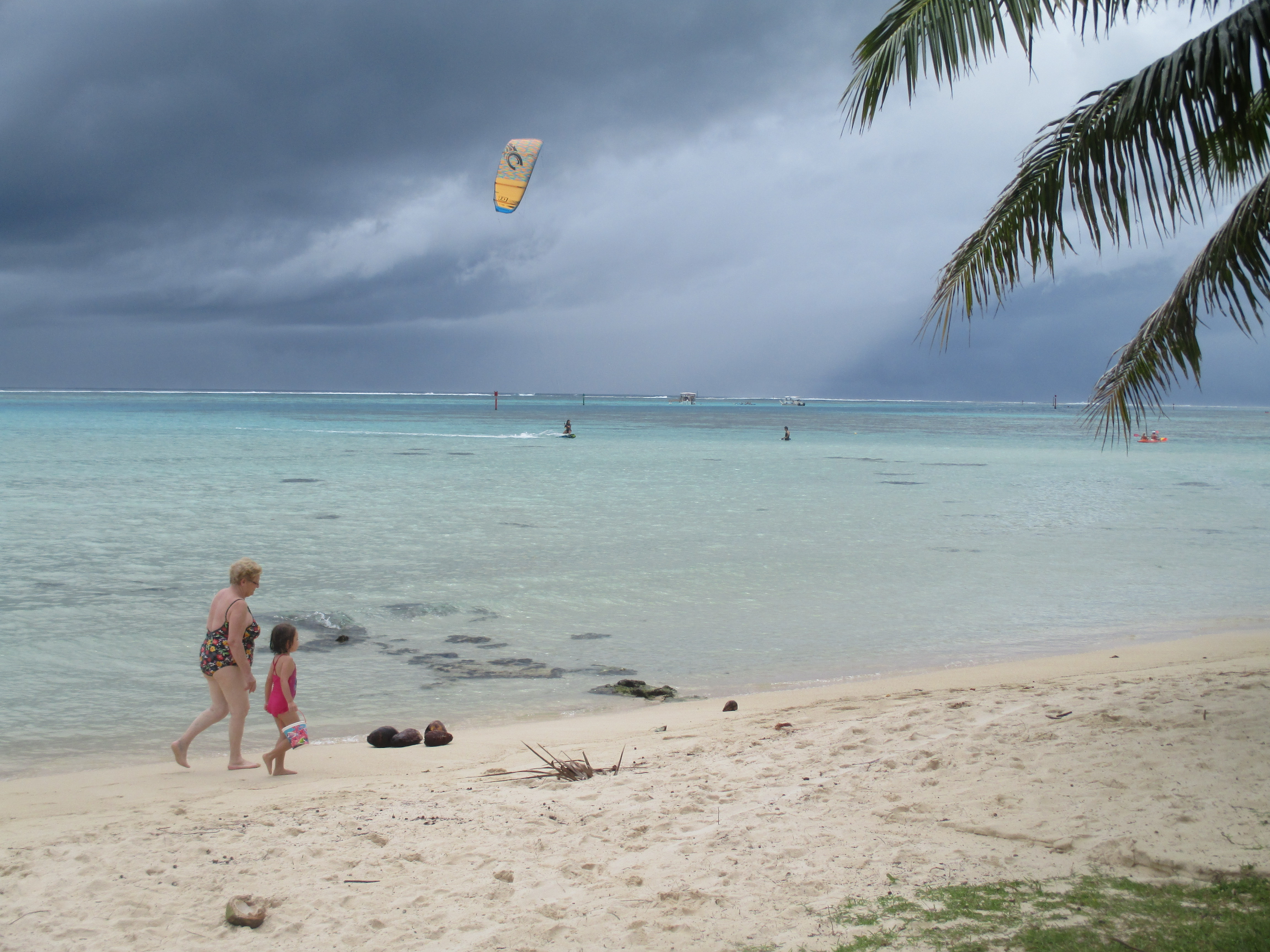 L'arrêté pris en 2015 interdisait la pratique du kitesurf au départ des plages de Tiahura, Temae et Taiamanu à Moorea jusqu’au 31 décembre 2020.
