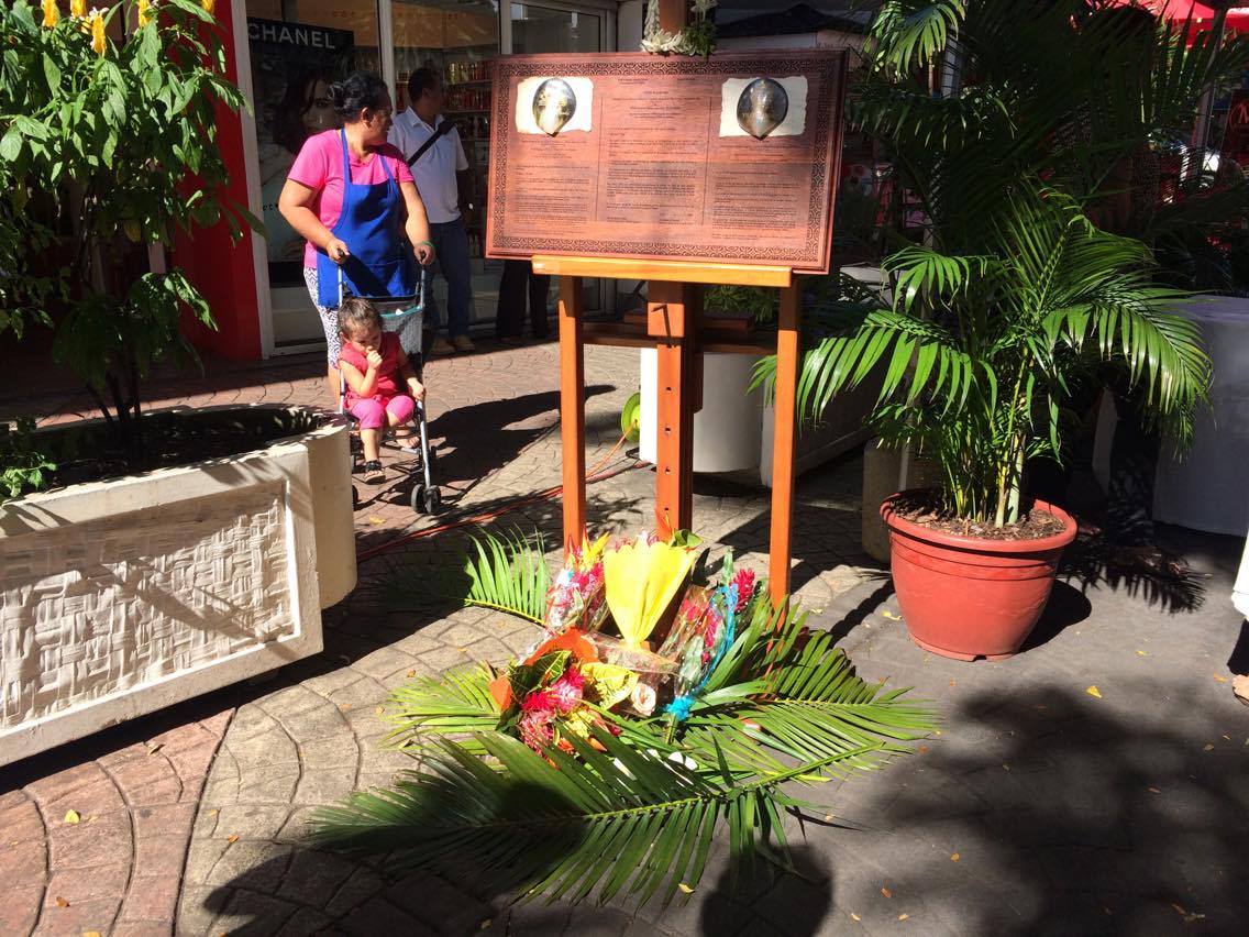 Tahiti rend hommage aux victimes de l'attentat de Nice