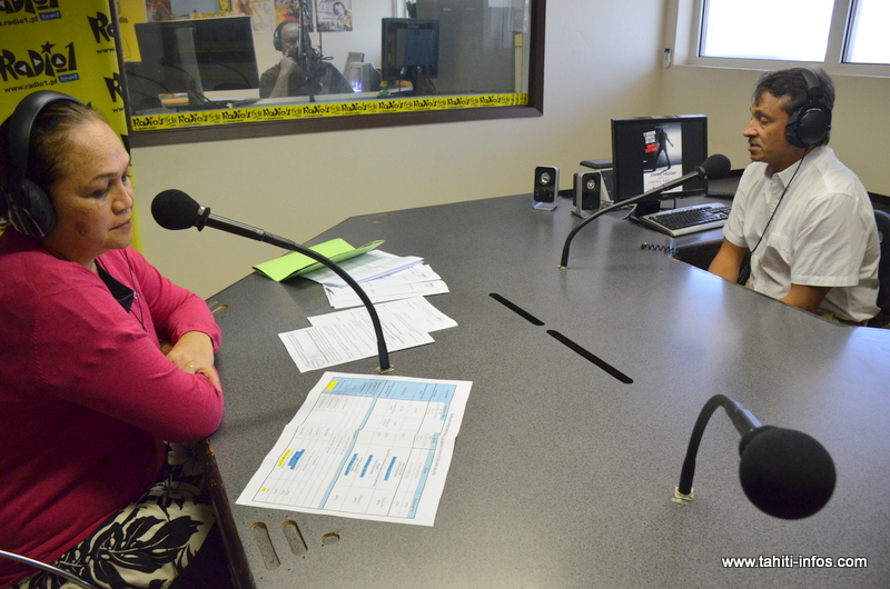Valentina Cross et Nuihau Laurey, le 26 avril dernier lors du débat radiophonique sur le plateau de l'émission A vous la parole de Radio 1.