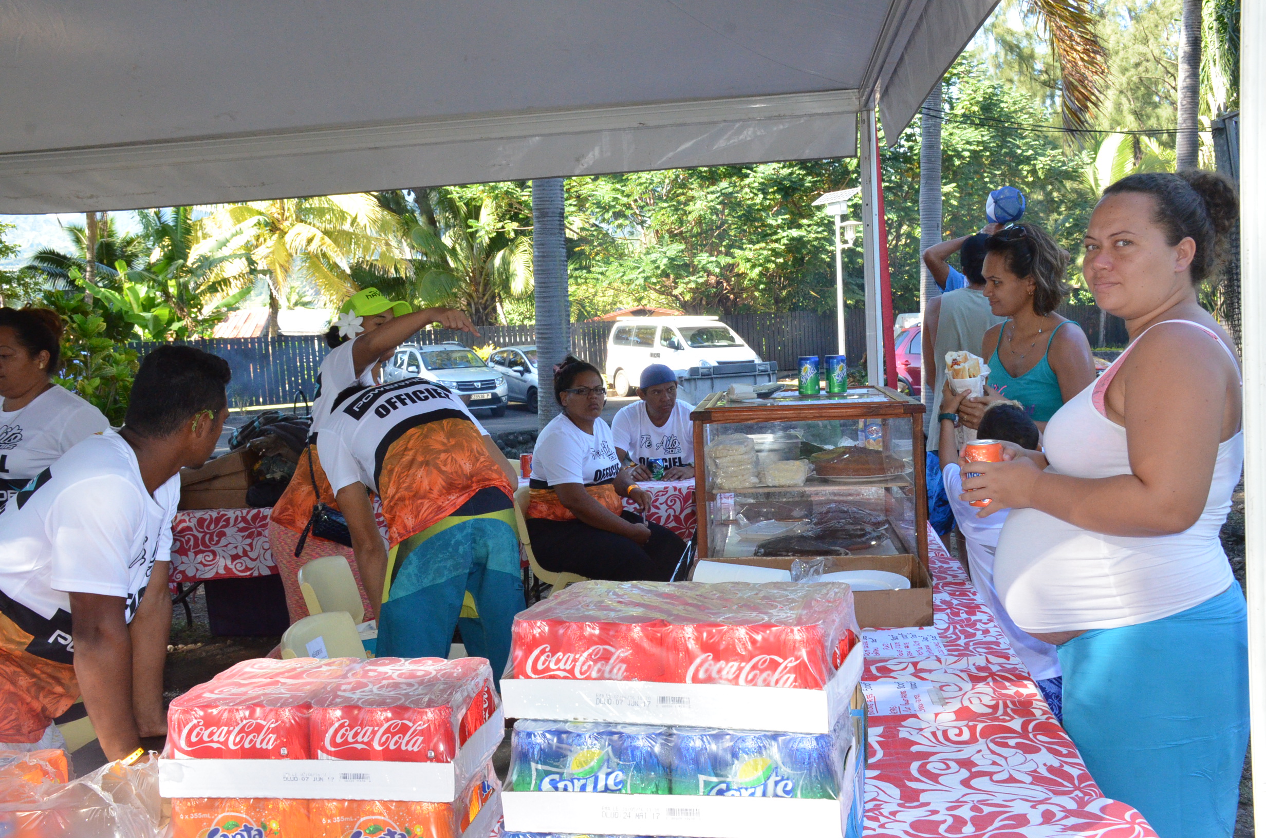 Sur ce stand, c'est l'association Hamuta val qui était aux commandes. L'objectif : nourrir pendant deux jours les centaines de visiteurs. Un challenge réussi et qui pemettra à l'association de concrétiser ses projets. L'association met en place de nombreuses actions sportives tout au long de l'année.