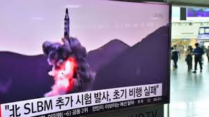 Missile nord-coréen tombé au large du Japon: Tokyo condamne "une menace sérieuse"