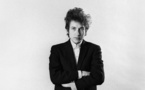 Bob Dylan, "icône" de la musique américaine, prix Nobel de littérature