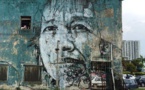VHILS, une star de l'art urbain contemporain à Tahiti...