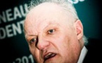 Asselineau veut rétablir dans la Constitution le crime de complot contre la sûreté de l'Etat