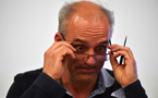 Poutou sent de la "résignation" chez les ouvriers et des idées FN qui "marchent"
