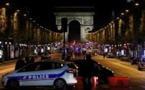 Attentat des Champs-Élysées: cinq personnes en lien avec le tueur placées en garde à vue