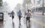 L'ouragan Irma s'abat sur Cuba, les évacuations s'amplifient en Floride