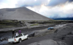 Vanuatu: un volcan en éruption, des milliers d'évacués
