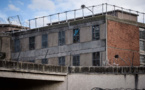 Surpopulation des prisons : Macron veut créer une Agence des travaux d'intérêt général