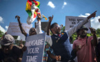 Mnangagwa attendu au Zimbabwe pour succéder à Mugabe